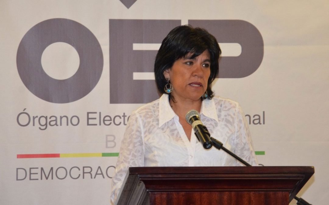 La presidenta del TSE, Katia Uriona, ratifica su disidencia con el Reglamento para las Elecciones Primarias